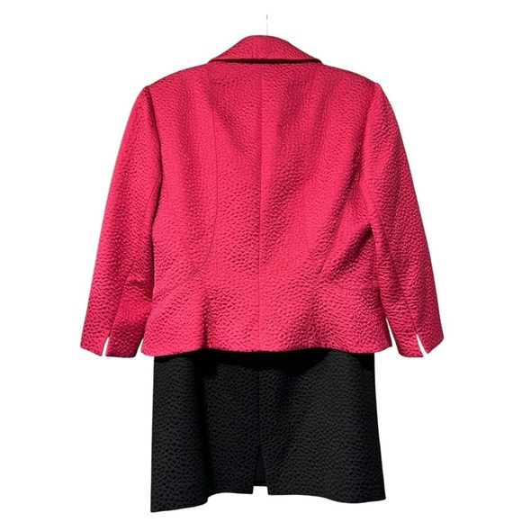 Kay Unger Women’s Pink Jacket & Navy Blue Size 12 Skirt Suit - Picture 4 of 4